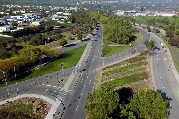 Chicureo: comienza la instalación de semáforo de Avenida Padre Sergio  Correa con Avenida Juan Pablo II – Chicureo Hoy