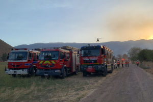 Lampa Incendio Forestal Controlado Cerca De Noviciado